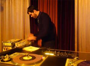 Nogood Nick swings at the Last DYNAGROOVE!