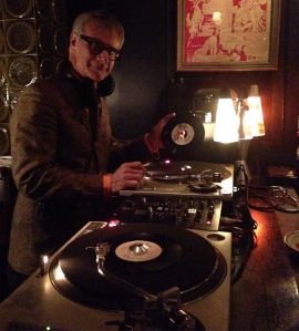 Phast Phreddie the Boogaloo Omnibus swings at Rip! Rig! Panic! Photo by Nogood Nick.