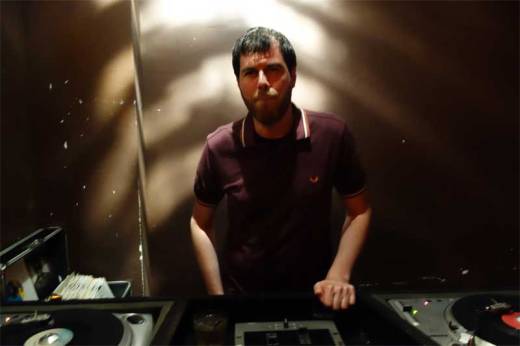 Nogood Nick swings at WHAM-O WATUS!